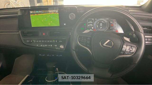 Lexus ES 2023-08 8282364-16