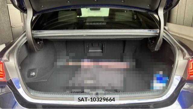 Lexus ES 2023-08 8282364-17