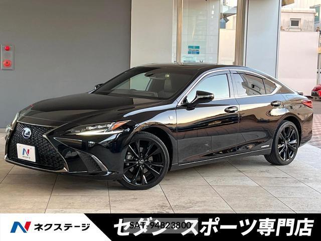 Lexus ES 2022-01 8284453-0