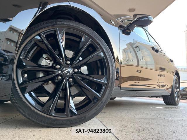 Lexus ES 2022-01 8284453-12