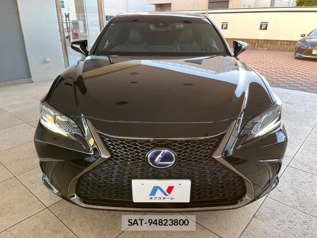 Lexus ES 2022-01 8284453-14