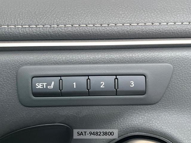 Lexus ES 2022-01 8284453-7