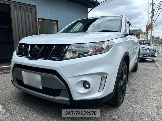 Suzuki ESCUDO 2017-09 8278682-0