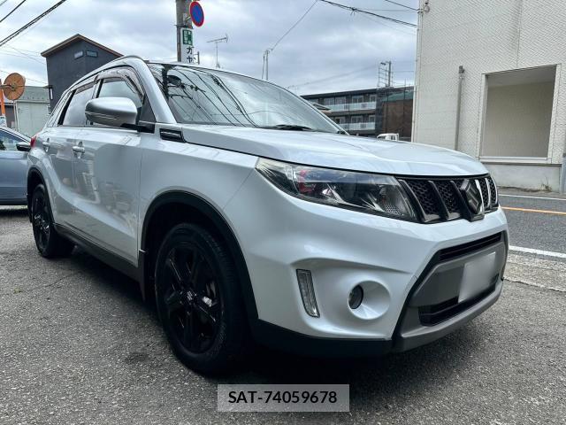Suzuki ESCUDO 2017-09 8278682-1
