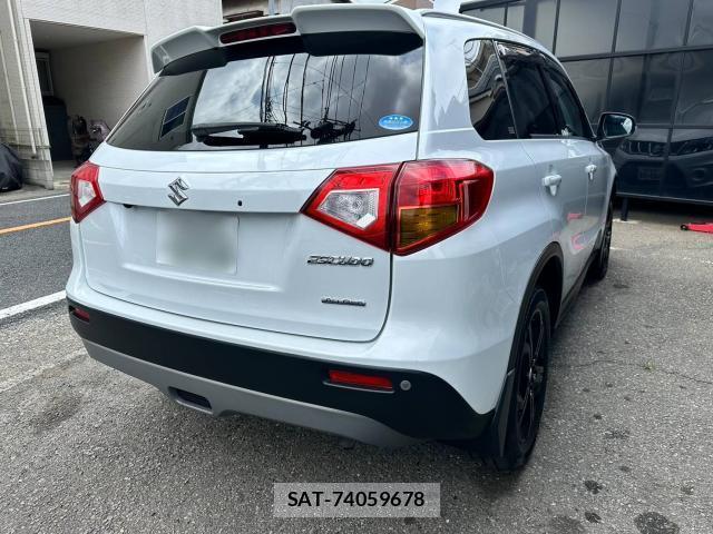Suzuki ESCUDO 2017-09 8278682-2