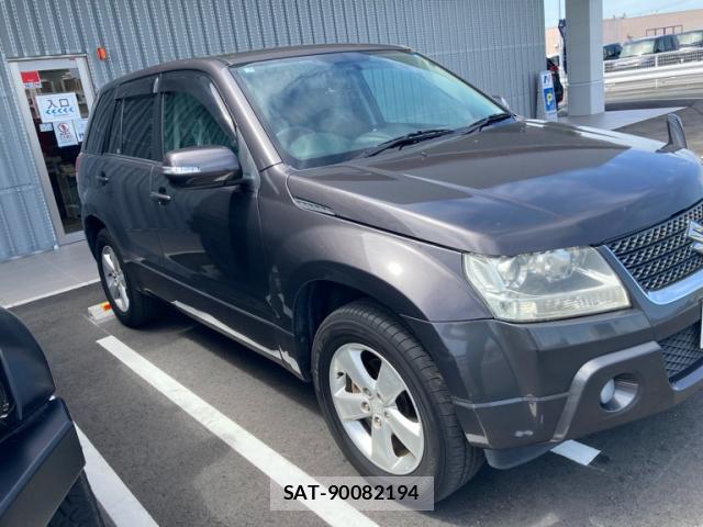 Suzuki ESCUDO 2011-05 8279852-1