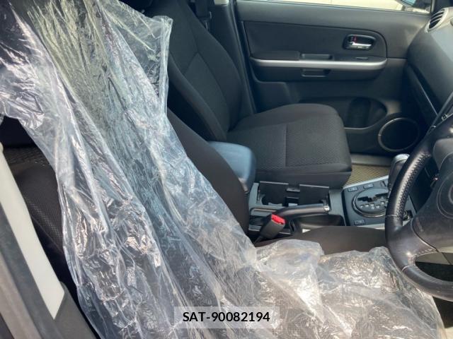 Suzuki ESCUDO 2011-05 8279852-7