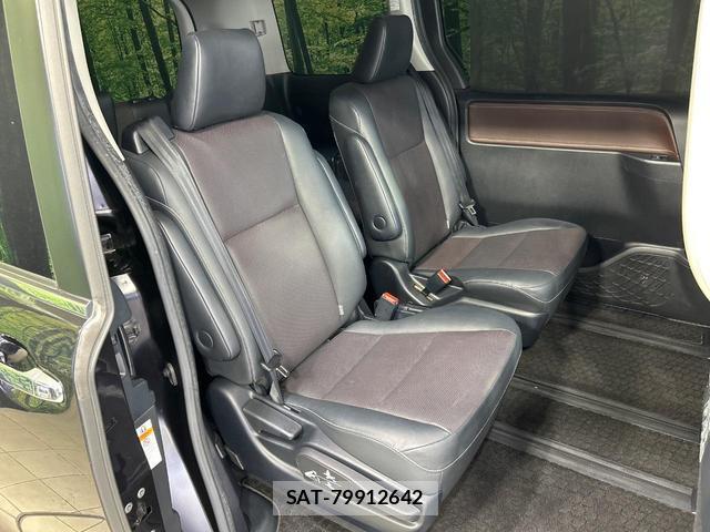 Toyota ESQUIRE 2016-11 8278169-9