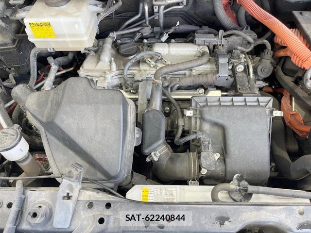 Toyota ESQUIRE 2016-12 8279470-18