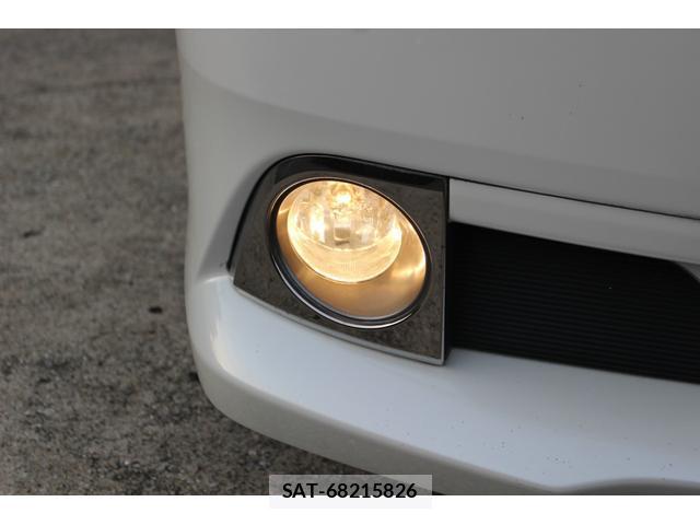 Toyota ESQUIRE 2015-09 8279817-16