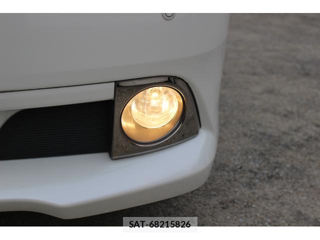 Toyota ESQUIRE 2015-09 8279817-17