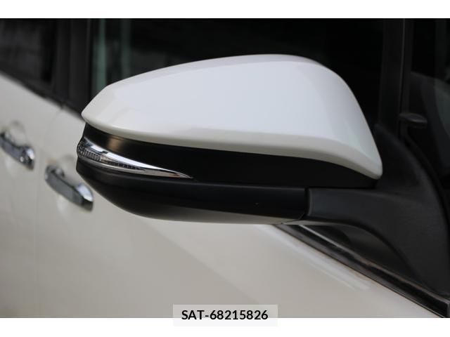 Toyota ESQUIRE 2015-09 8279817-18