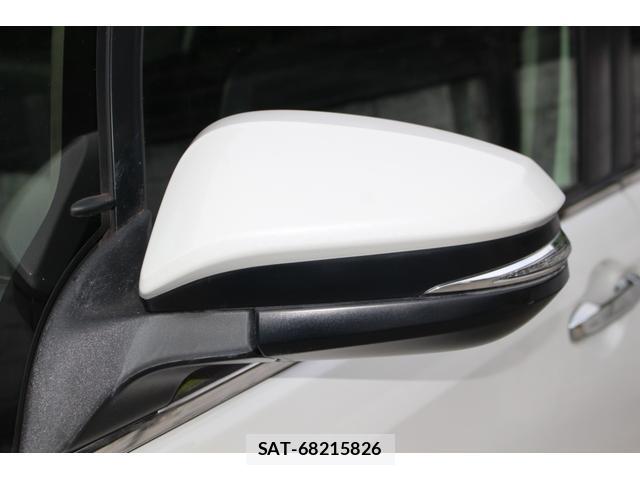 Toyota ESQUIRE 2015-09 8279817-19