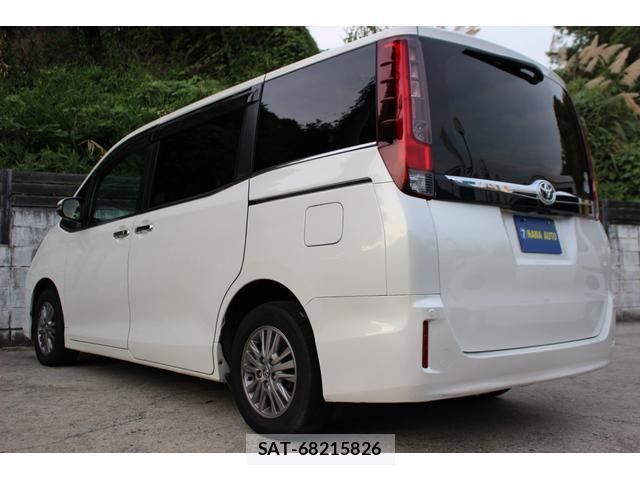 Toyota ESQUIRE 2015-09 8279817-5