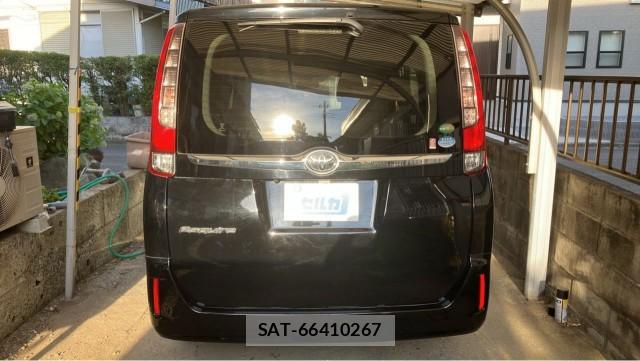 Toyota ESQUIRE 2017-01 8280975-1