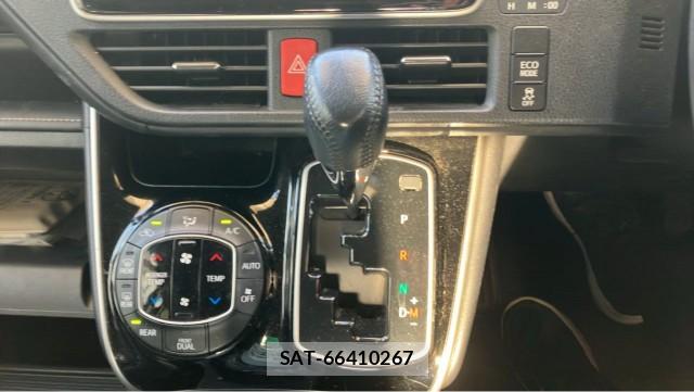 Toyota ESQUIRE 2017-01 8280975-14