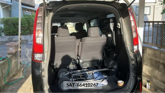 Toyota ESQUIRE 2017-01 8280975-17