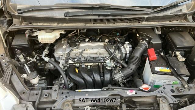 Toyota ESQUIRE 2017-01 8280975-7