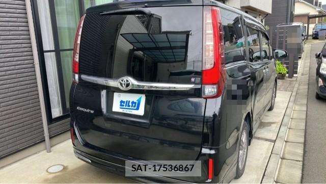 Toyota ESQUIRE 2014-12 8281313-12