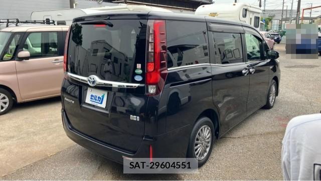 Toyota ESQUIRE 2015-03 8281760-13