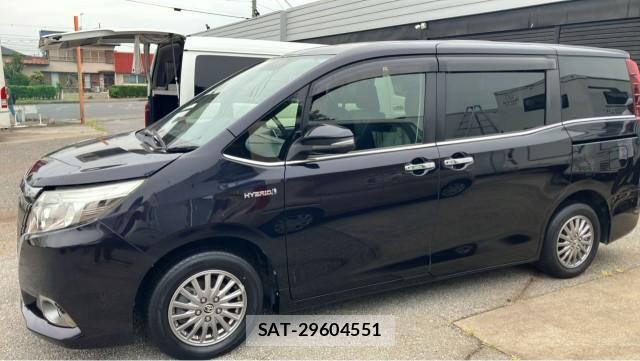 Toyota ESQUIRE 2015-03 8281760-3