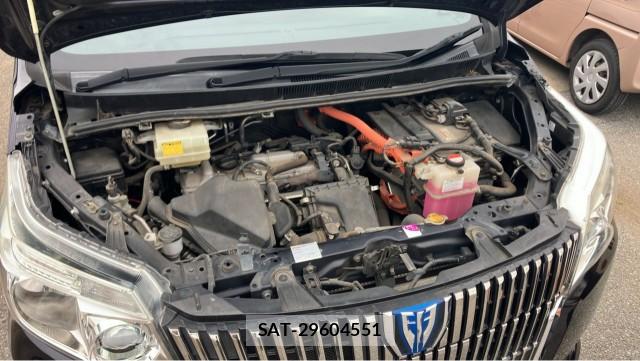 Toyota ESQUIRE 2015-03 8281760-7