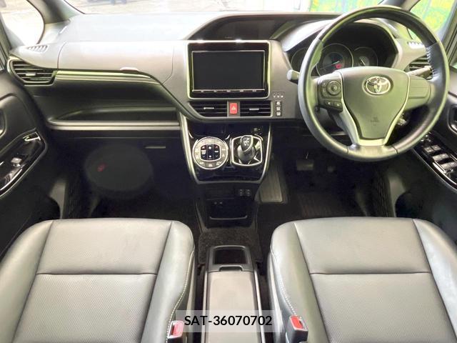 Toyota ESQUIRE 2017-11 8282635-1