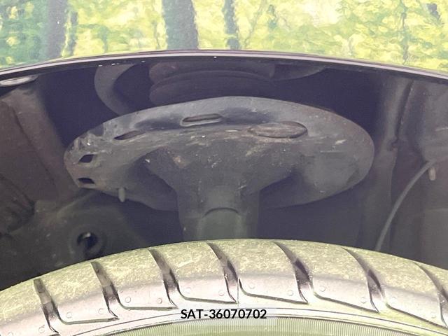 Toyota ESQUIRE 2017-11 8282635-17