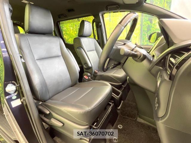 Toyota ESQUIRE 2017-11 8282635-7