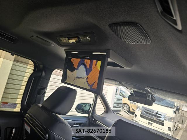 Toyota ESQUIRE 2018-07 8283699-7