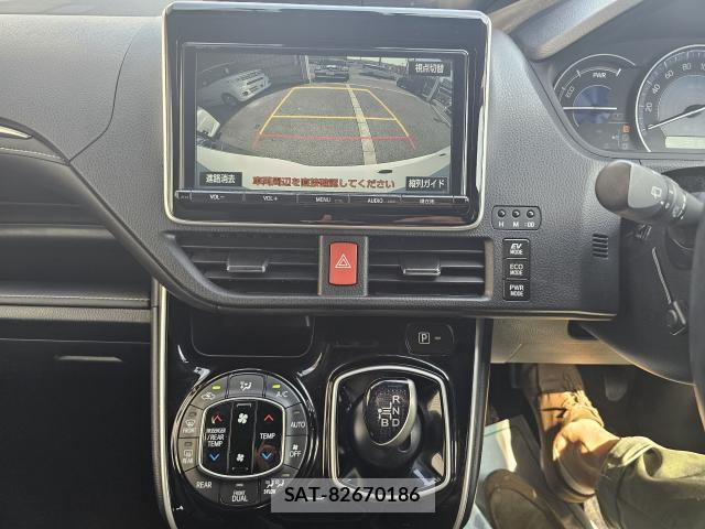 Toyota ESQUIRE 2018-07 8283699-9