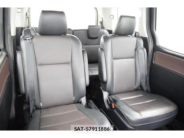 Toyota ESQUIRE 2014-11 8284329-18