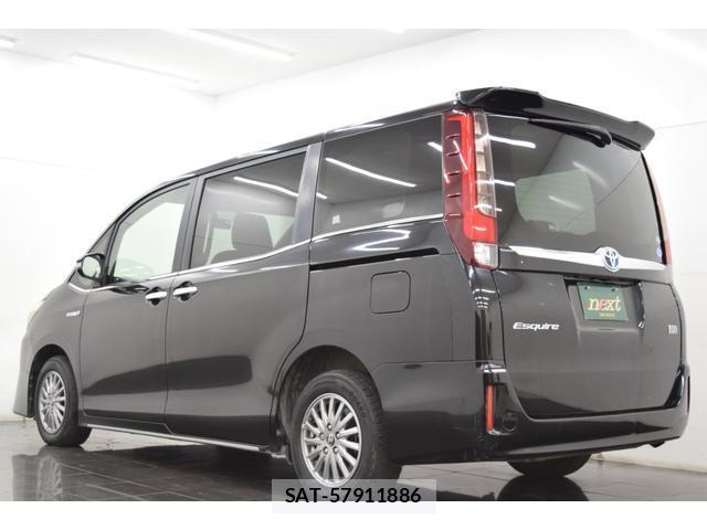 Toyota ESQUIRE 2014-11 8284329-9