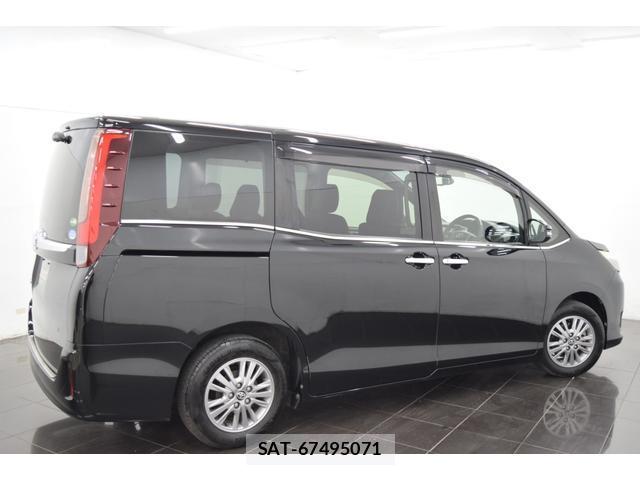 Toyota ESQUIRE 2015-08 8284330-8