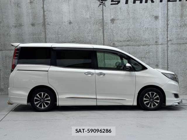 Toyota ESQUIRE 2017-12 8284462-1