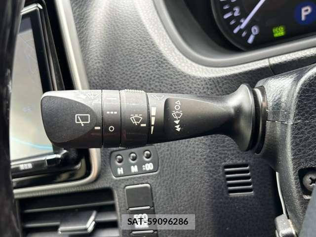 Toyota ESQUIRE 2017-12 8284462-13