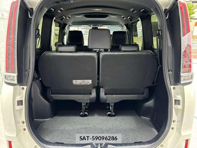 Toyota ESQUIRE 2017-12 8284462-15