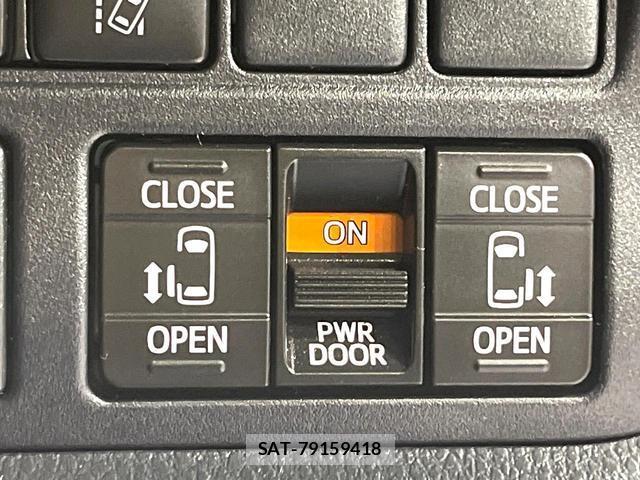 Toyota ESQUIRE 2019-08 8285215-5