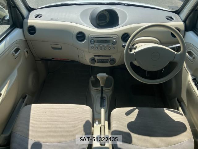 Daihatsu ESSE 2009-07 8279135-2