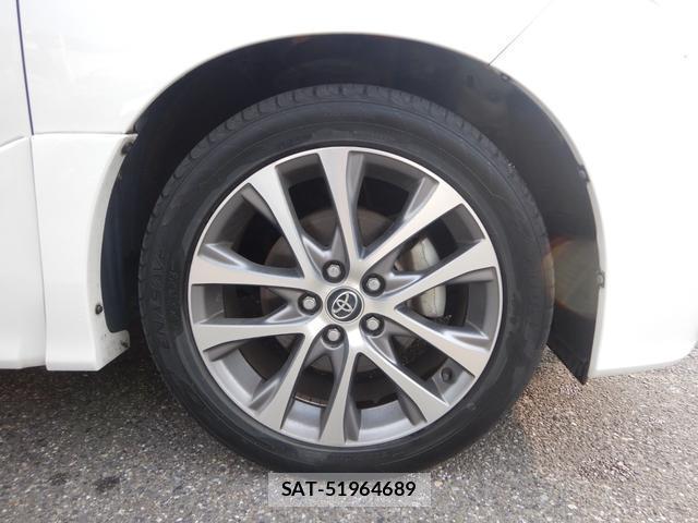 Toyota ESTIMA 2017-03 8277523-4