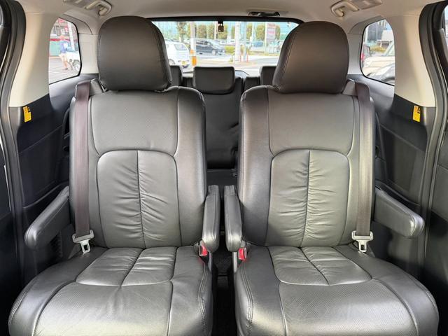 Toyota ESTIMA 2014-03 8279208-15