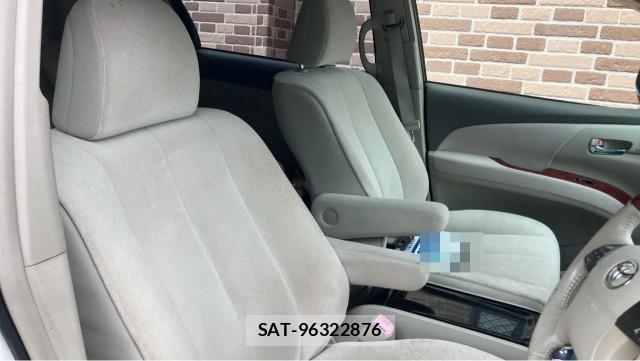 Toyota ESTIMA 2010-09 8281373-5
