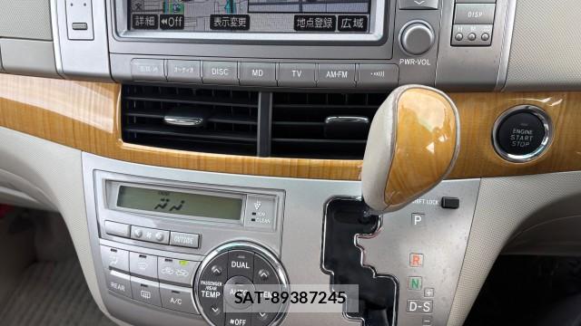 Toyota ESTIMA 2006-08 8281662-13