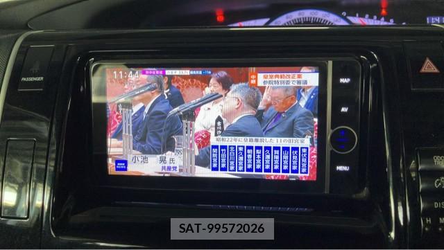 Toyota ESTIMA 2013-10 8281835-4