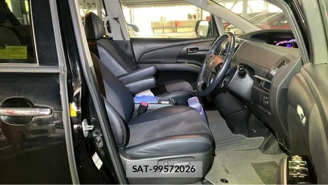 Toyota ESTIMA 2013-10 8281835-5