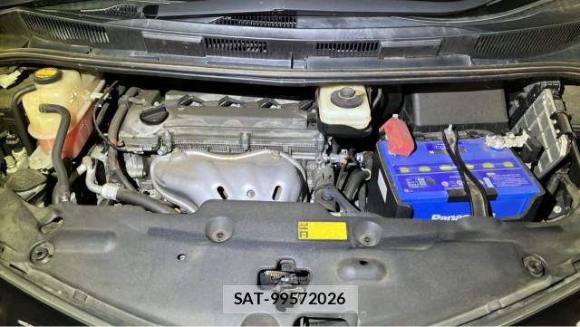 Toyota ESTIMA 2013-10 8281835-7