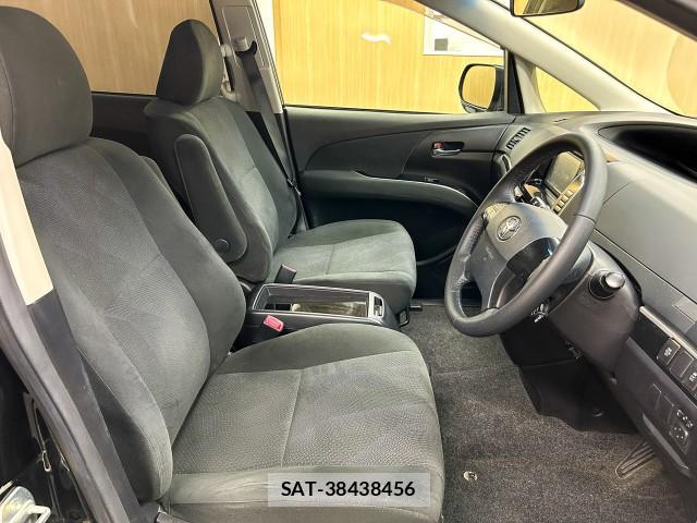 Toyota ESTIMA 2015-09 8283866-6