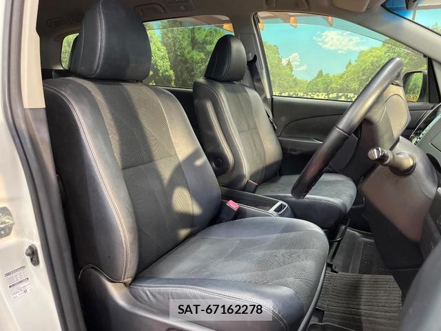Toyota ESTIMA 2016-02 8284582-7