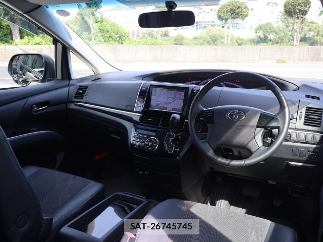 Toyota ESTIMA 2015-10 8285817-1