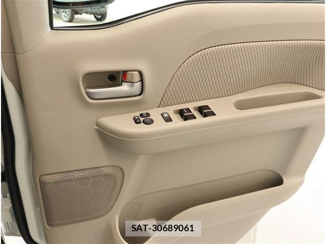 Suzuki EVERY WAGON 2025-06 8279082-3